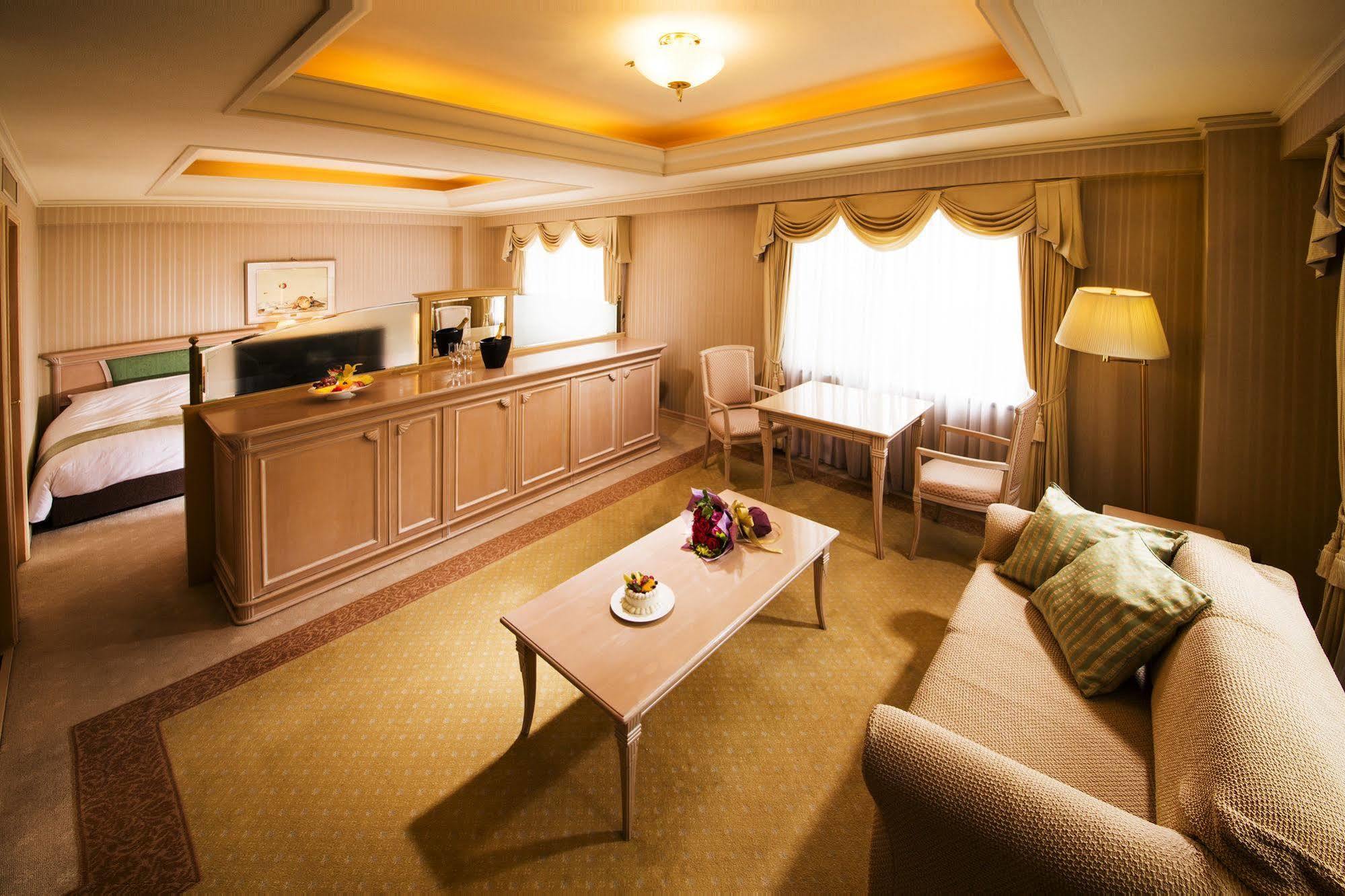 Rokkosan Hotel Kobe Exteriör bild